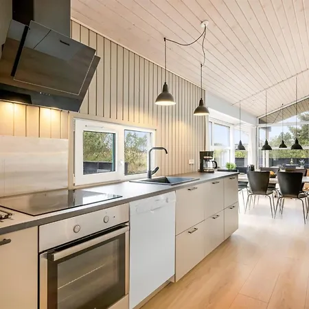 Andrie - 800m From The Sea By Interhome