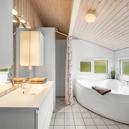 Feriehus Andrie - 800m From The Sea By Interhome